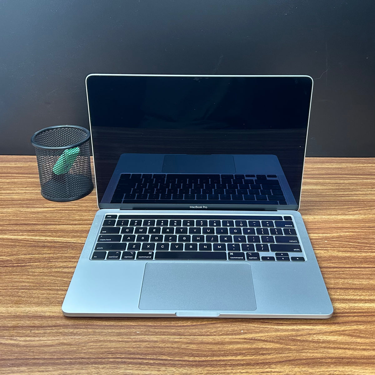 MacBook Pro 2020 Usado 13" | i5 16GB RAM, 1TB SSD | TrocaTech