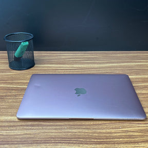 MacBook 2017 Usado 12" | I5 1.3GHZ, 8GB RAM, 500GB | TrocaTech