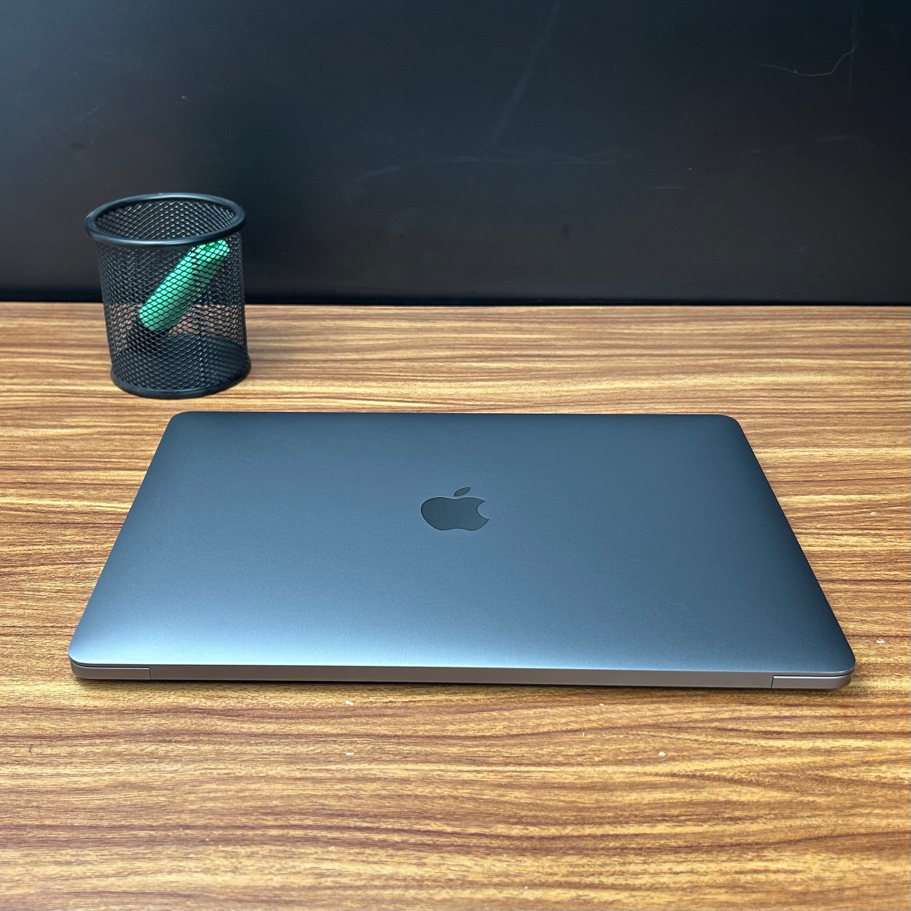 MacBook Pro 2020 Usado 13" | M1, 16GB RAM, 500GB | TrocaTech