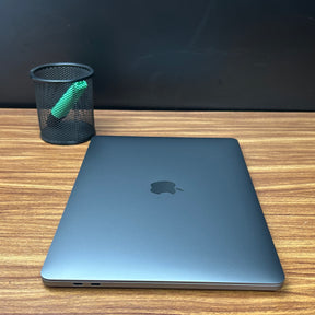 MacBook Pro 2020 Usado 13" | M1, 16GB RAM, 500GB | TrocaTech