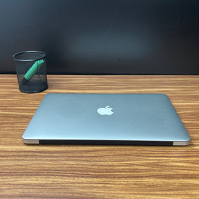 MacBook Air 2017 Usado 13" | i5, 8GB RAM, 128GB | TrocaTech