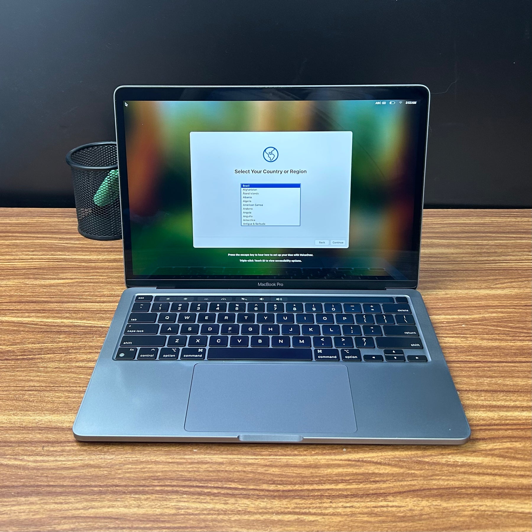 MacBook Pro 2020 Usado 13" | M1, 8GB RAM, 256GB | TrocaTech