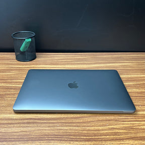 MacBook Pro 2020 Usado 13" | M1, 8GB RAM, 256GB | TrocaTech