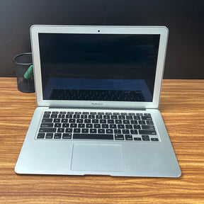 MacBook Air 2012 Usado 13" | i5, 4GB RAM, 128GB | TrocaTech
