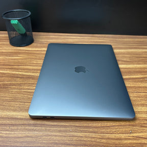 MacBook Pro 2017 Usado 13" | i5, 16GB RAM, 256GB | TrocaTech
