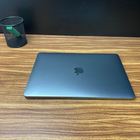 MacBook Pro 2019 Usado 13" | i5, 8GB RAM, 128GB | TrocaTech