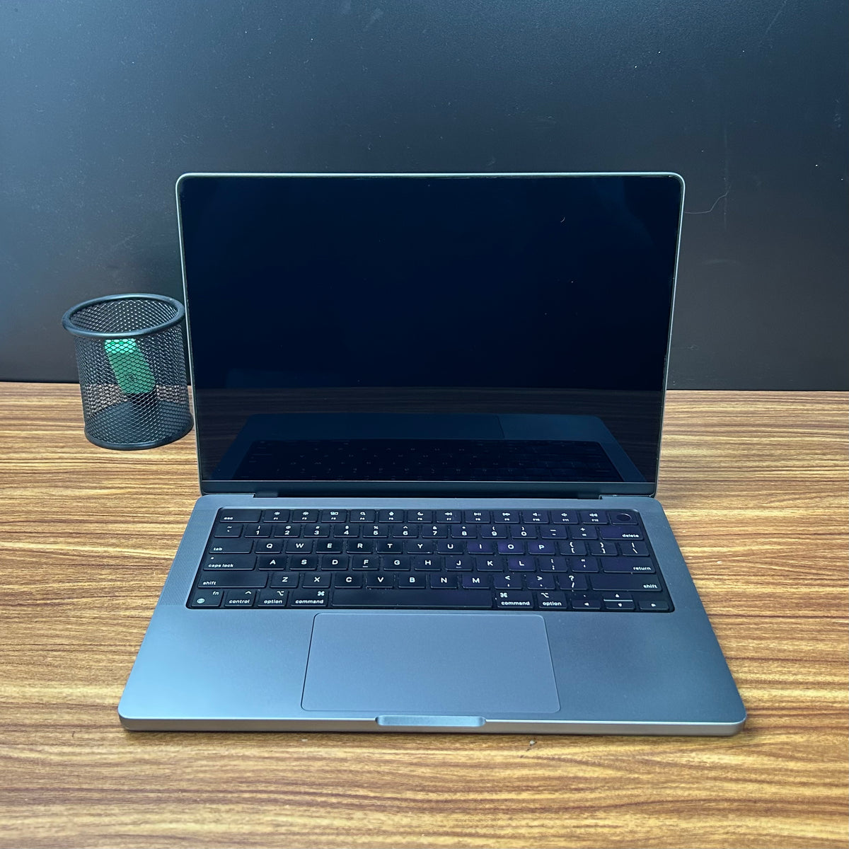 MacBook Pro 2021 Usado 14" | M1 PRO, 16GB RAM, 500GB | TrocaTech