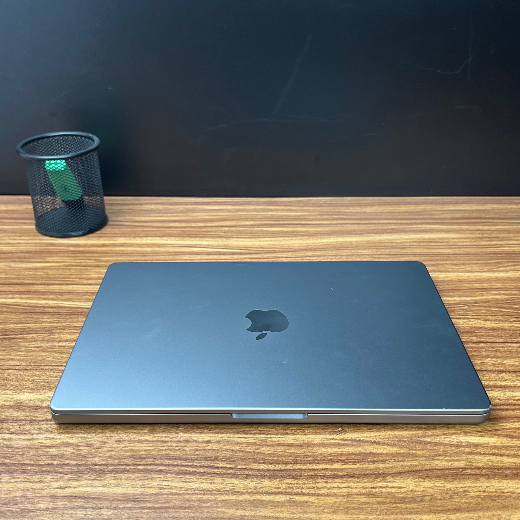 MacBook Pro 2021 Usado 14" | M1 PRO, 16GB RAM, 500GB | TrocaTech
