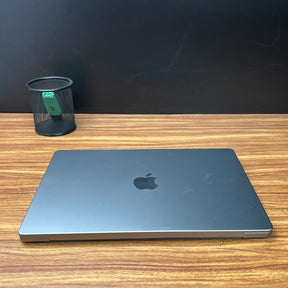 MacBook Pro 2021 Usado 14" | M1 PRO, 16GB RAM, 500GB | TrocaTech