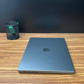 MacBook Pro 2021 Usado 14" | M1 PRO, 16GB RAM, 500GB | TrocaTech