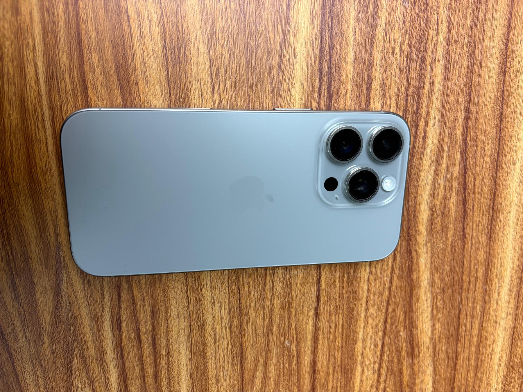 iPhone 16 pro  Usado" | 256GB | TrocaTech